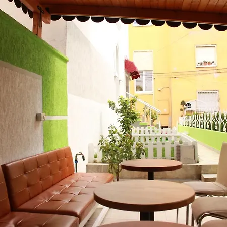 Theranda Boutique Hotel