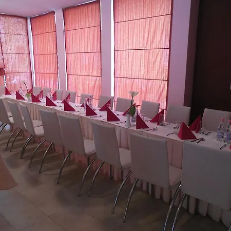 Theranda Boutique 3* 地拉那