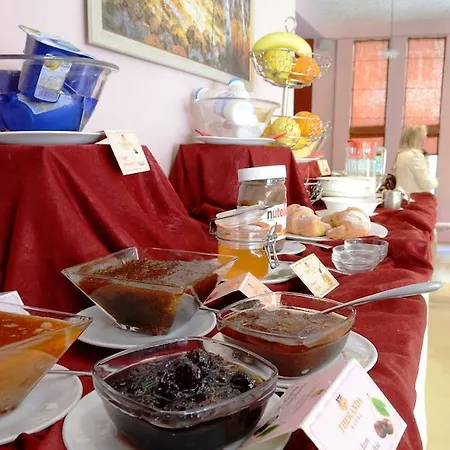 Hotel Theranda Boutique 3*