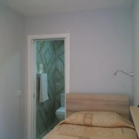 Theranda Boutique Tirana