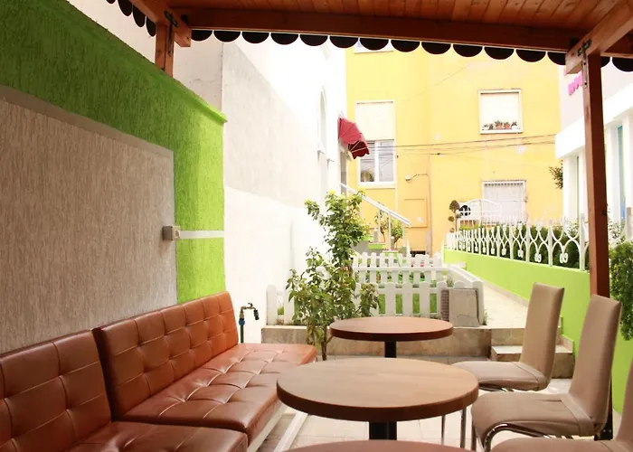 Theranda Boutique Hotel