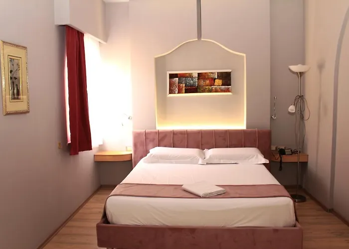 فندق Theranda Boutique 3*