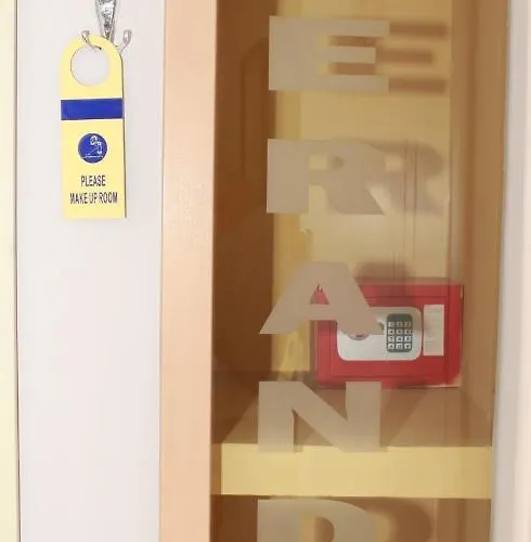 Theranda Boutique 3*