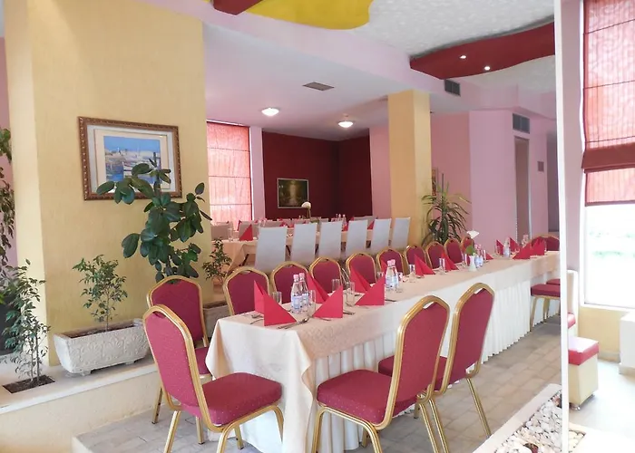 Theranda Boutique Hotel 3*