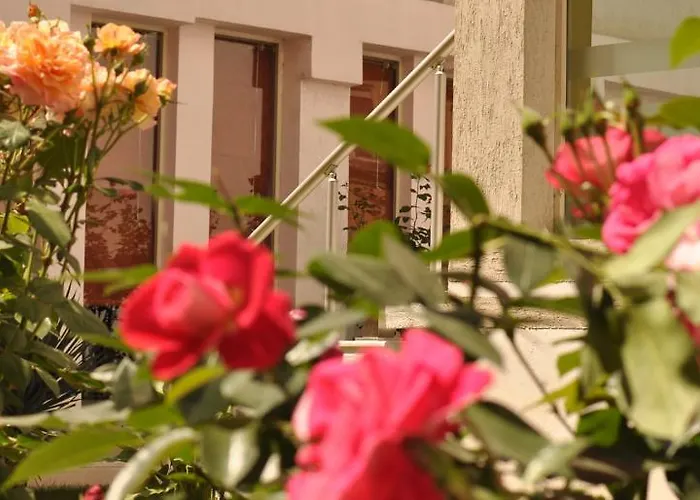 Theranda Boutique 3*