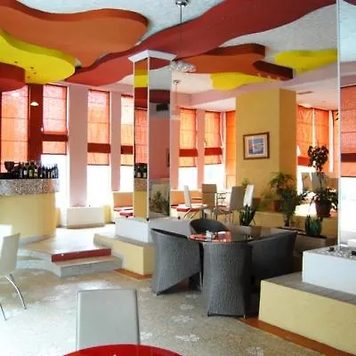 Theranda Boutique فندق