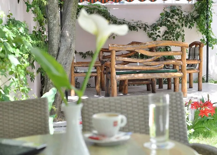 Theranda Boutique 3* Tirana