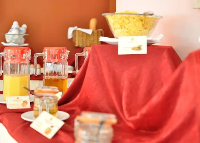 Theranda Boutique 3* تيرانا