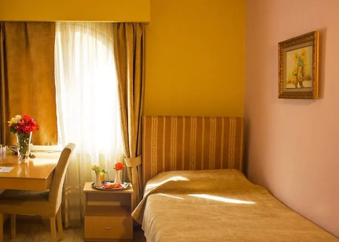 Hotel Theranda Boutique 3*