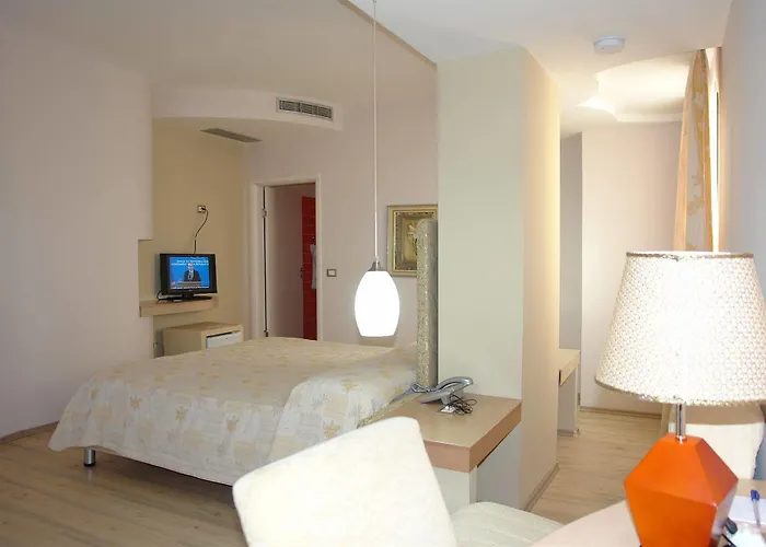 Hotel Theranda Boutique