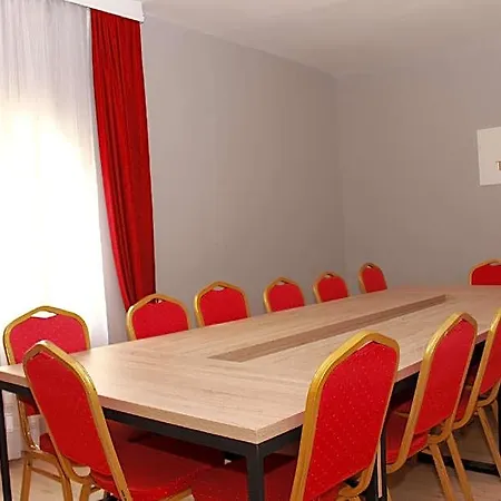 Theranda Boutique Hotel