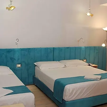 Theranda Boutique Hotel 3*