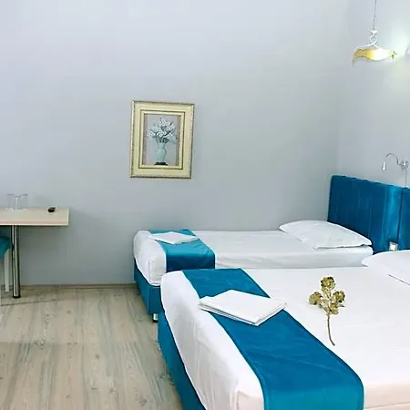 Theranda Boutique 3* Tirana