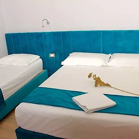 Hotel Theranda Boutique 3*