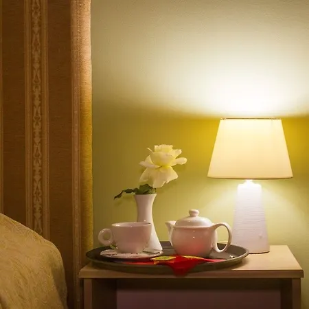 Hotel Theranda Boutique 3*