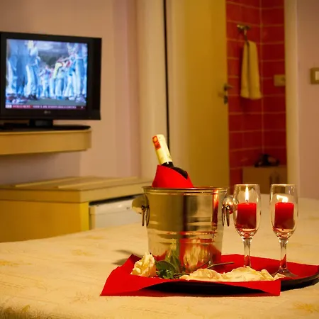 Theranda Boutique 3* Tirana