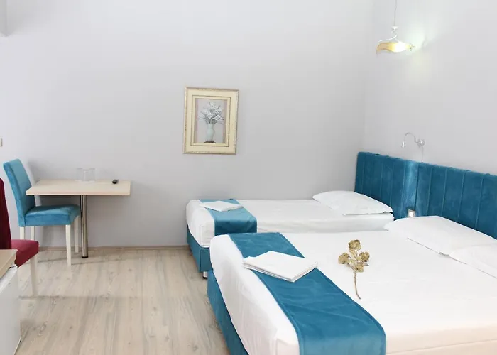 Theranda Boutique Szálloda 3*